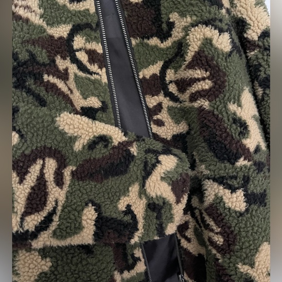 Sanctuary Camo Sherpa bomber jacket - Picture 5 of 9
